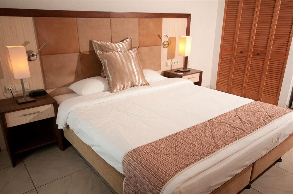 Queens Hotel Paramaribo Eksteriør bilde
