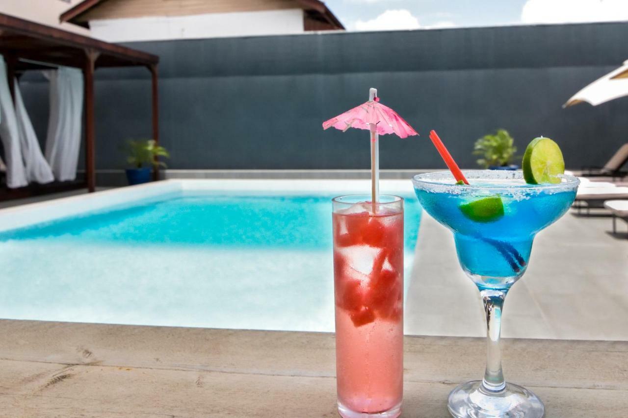 Queens Hotel Paramaribo Eksteriør bilde